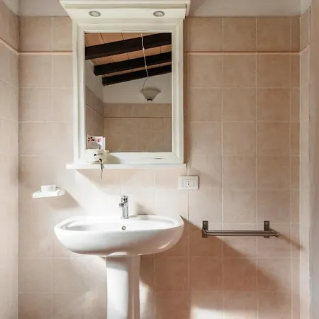 Podere I Massoni Lantgård *